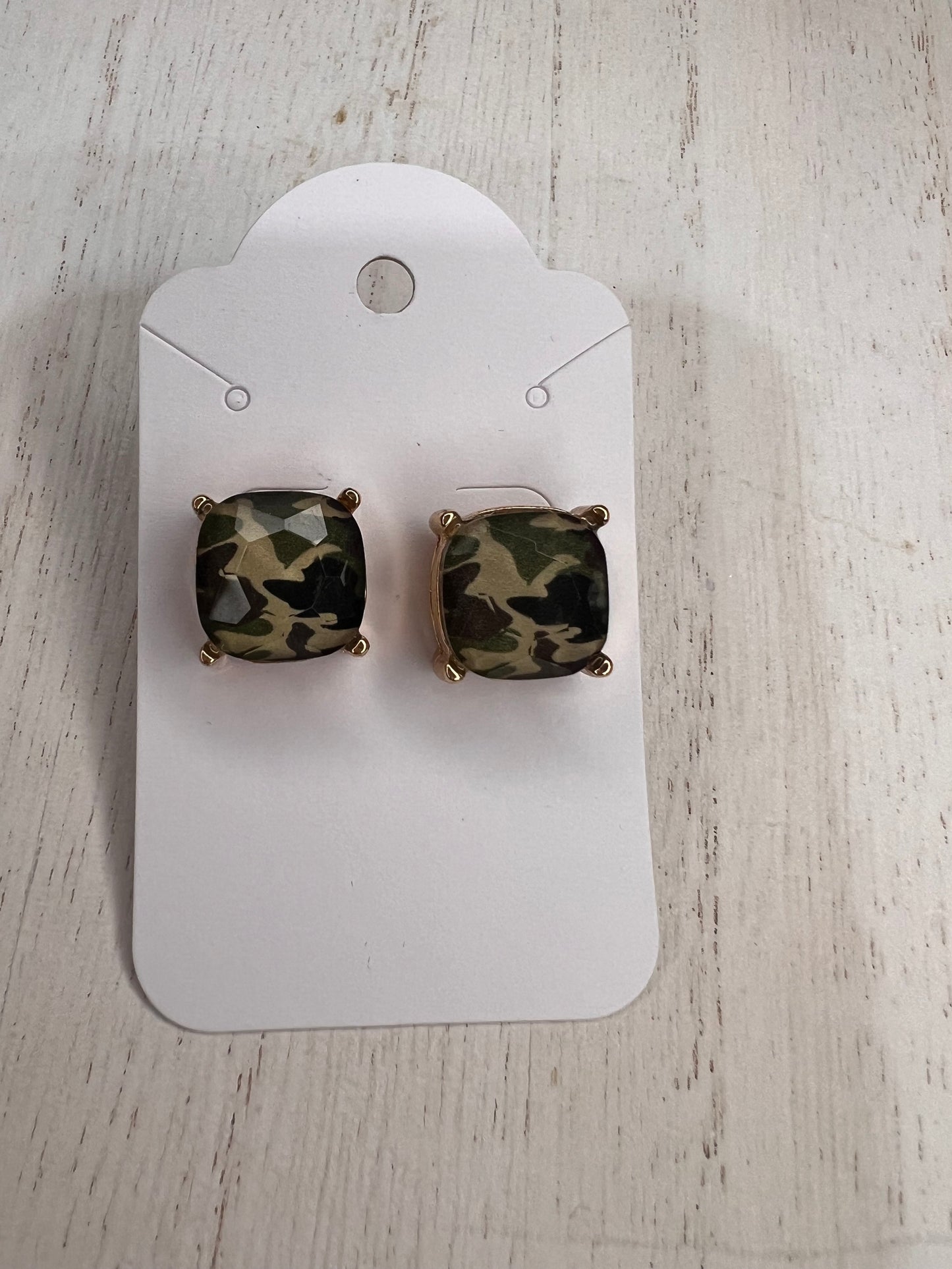 Camo studs